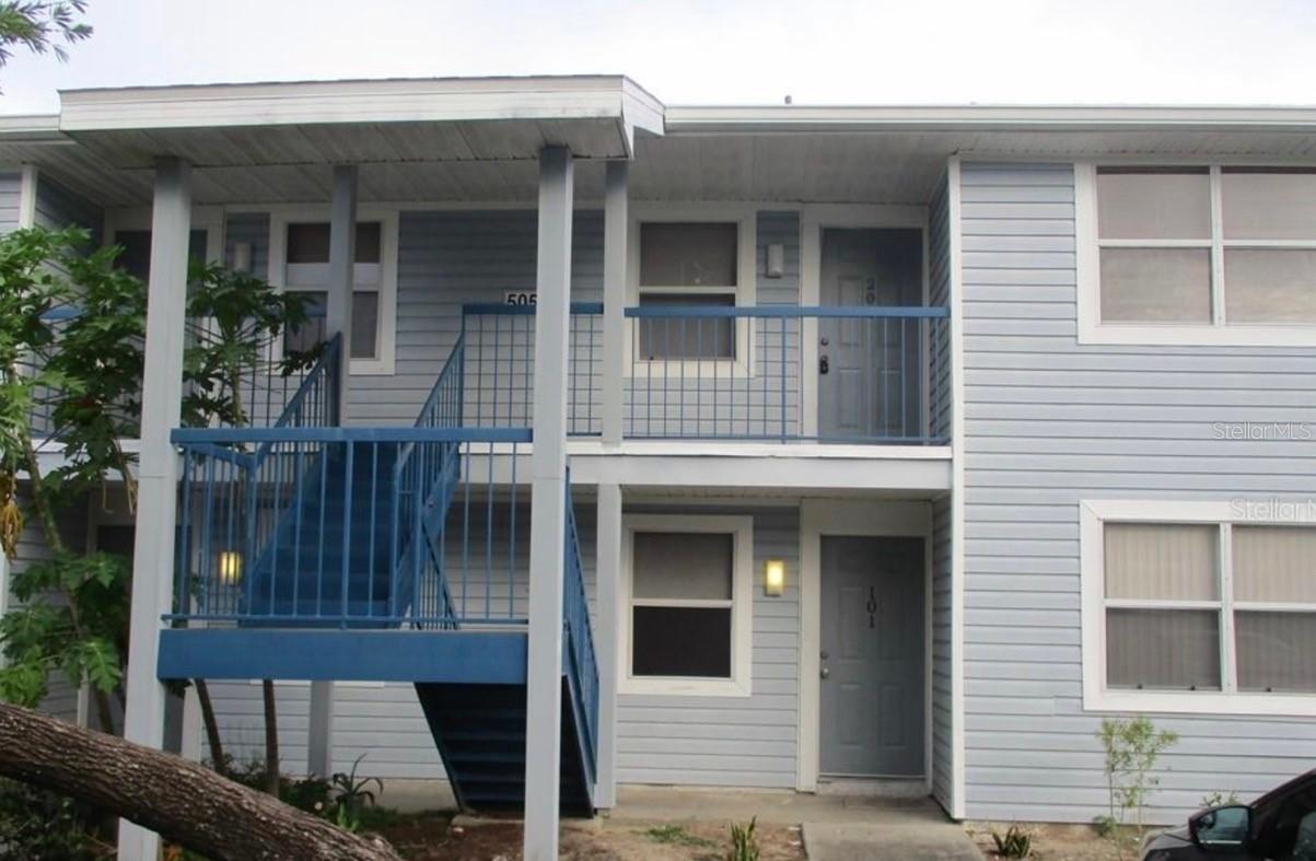 5052 Terrace Club Ln. #201, Tampa, FL 33617