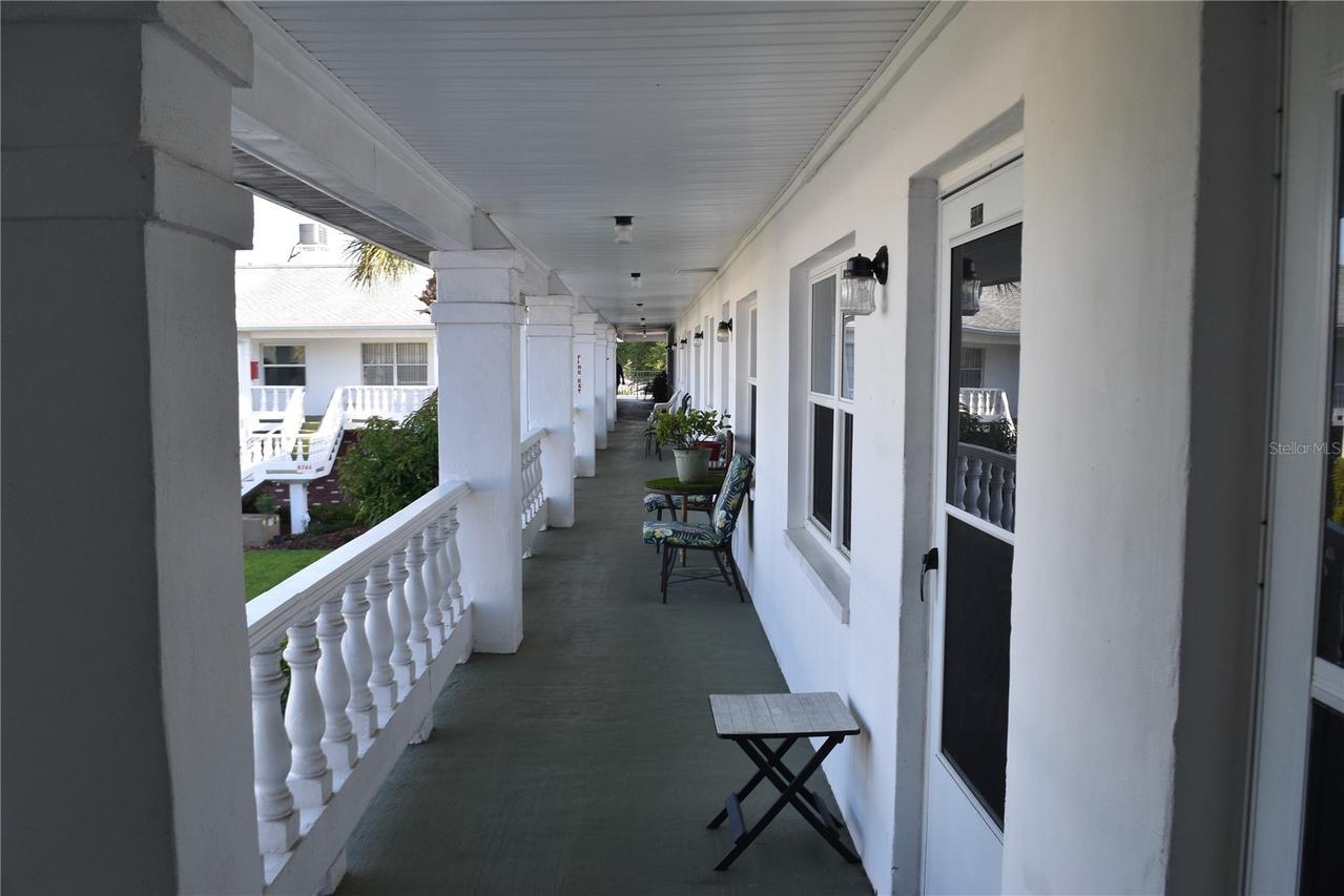 4746 Azalea Dr. #208C, New Port Richey, FL 34652