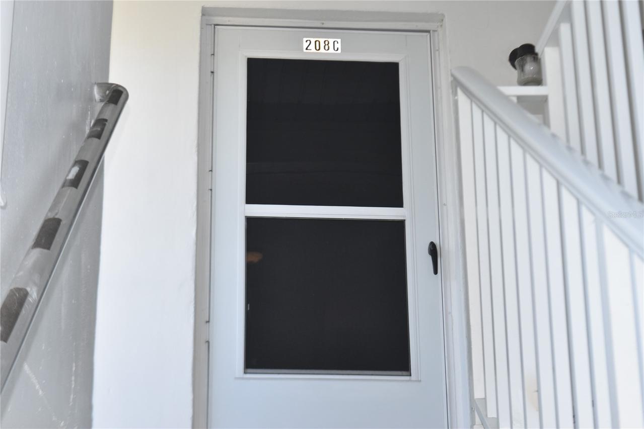 4746 Azalea Dr. #208C, New Port Richey, FL 34652