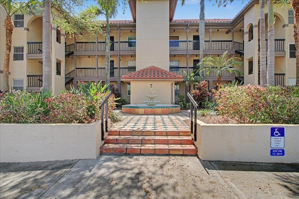 2400 Feather Sound Dr. #733, Clearwater, FL 33762