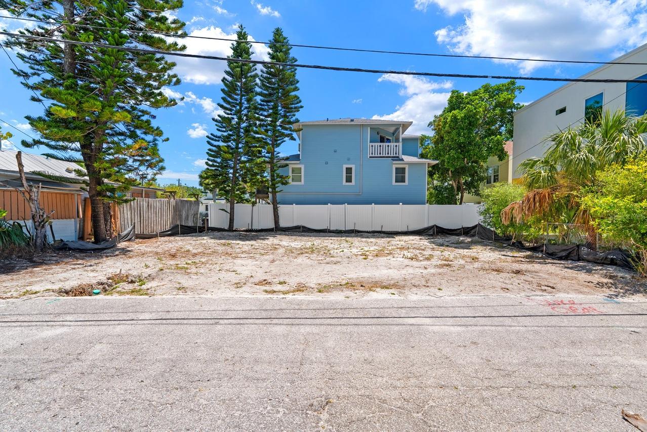 119 95th Ave., Treasure Island, FL 33706