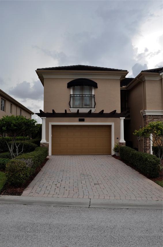 644 Saxony Blvd., St Petersburg, FL 33716