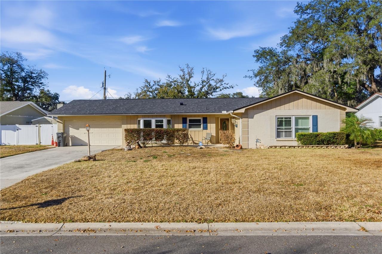 308 Ellen Way, Brandon, FL 33510