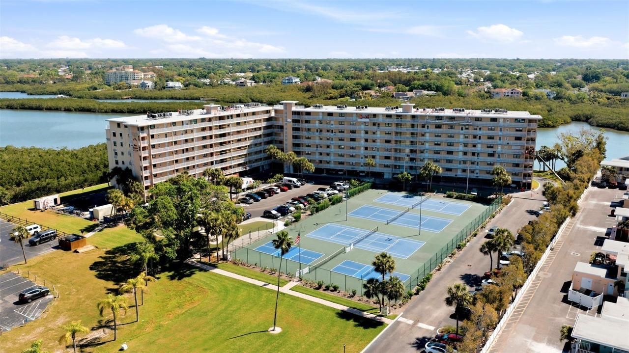 19451 Gulf Blvd. #203, Indian Shores, FL 33785