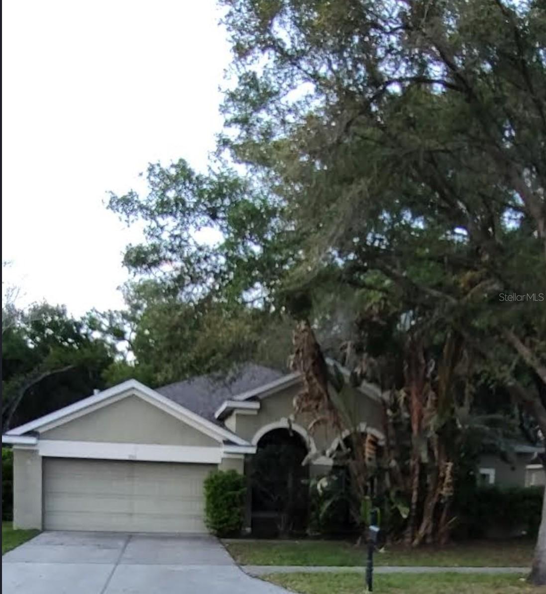 206 Ronja Ln., Valrico, FL 33594