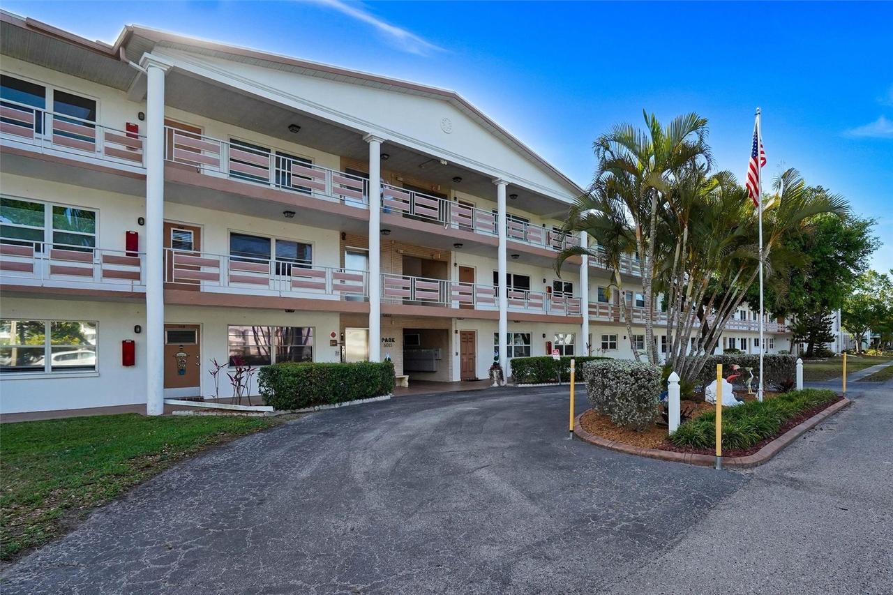 6015 19th St. #109, St Petersburg, FL 33714