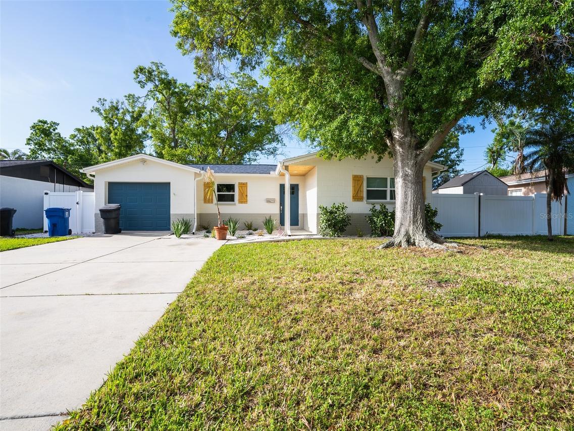 300 84th Ave., St Petersburg, FL 33702