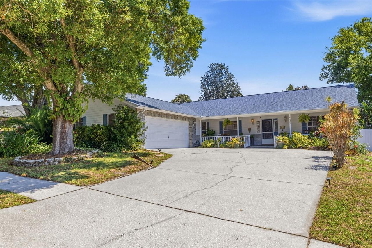 4936 Mineola Pl., Palm Harbor, FL 34684