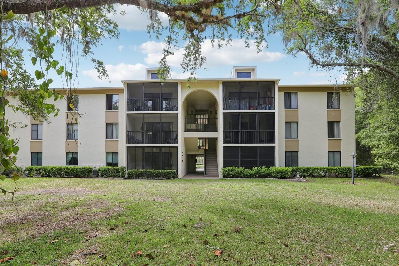 3232 Lake Pine Way #A2, Tarpon Springs, FL 34688