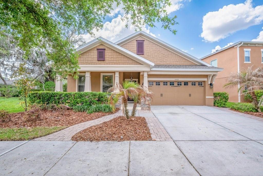 15721 Oakleaf Run Dr., Lithia, FL 33547