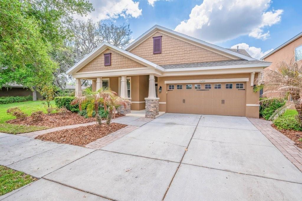 15721 Oakleaf Run Dr., Lithia, FL 33547