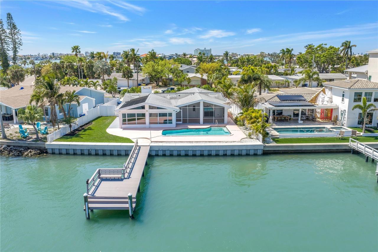 6984 S Shore Dr., St Petersburg, FL 33707