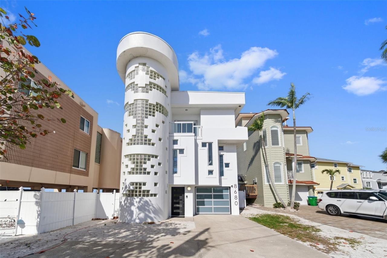 8680 W Gulf Blvd., Treasure Island, FL 33706