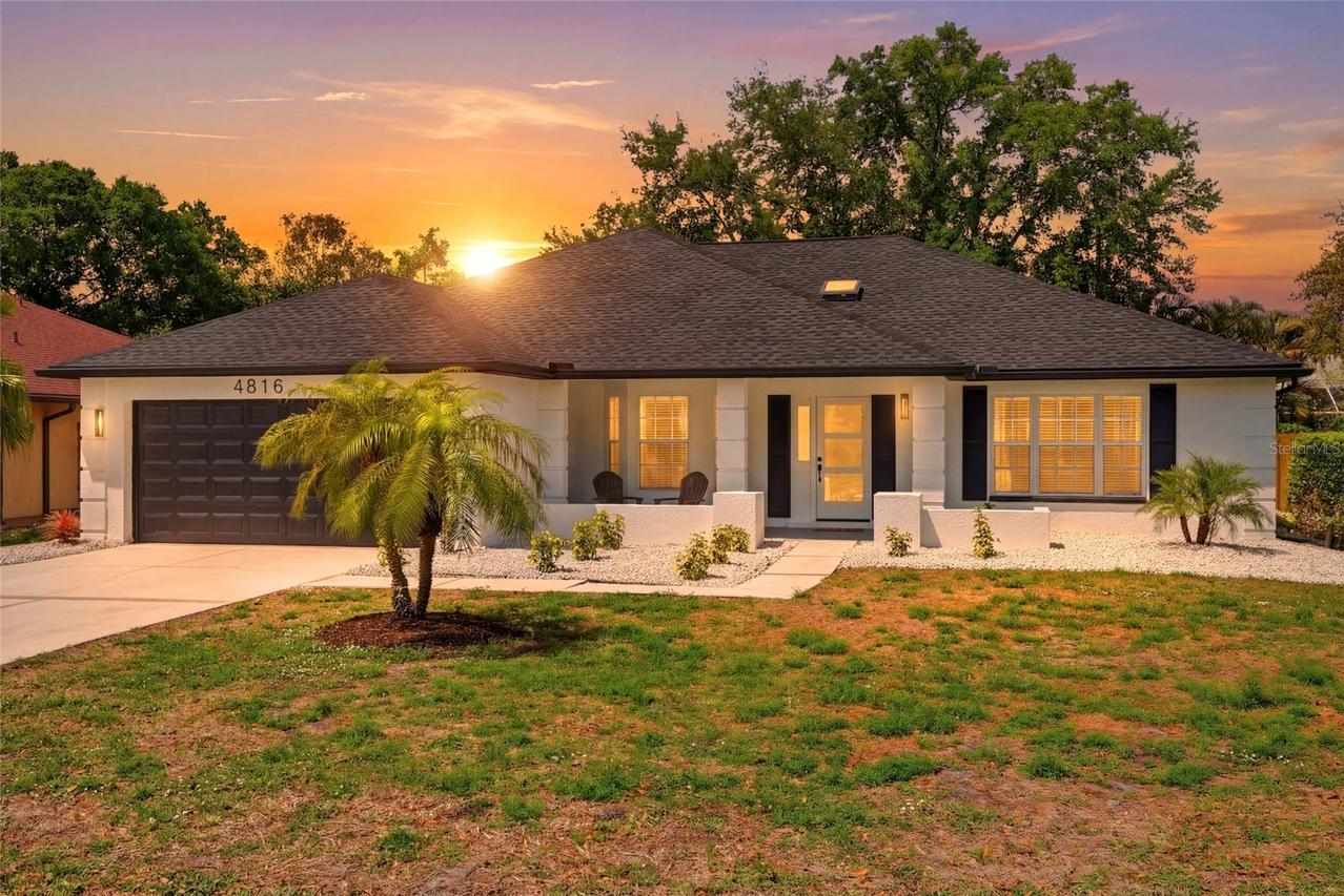 4816 79th Avenue Plz., Sarasota, FL 34243