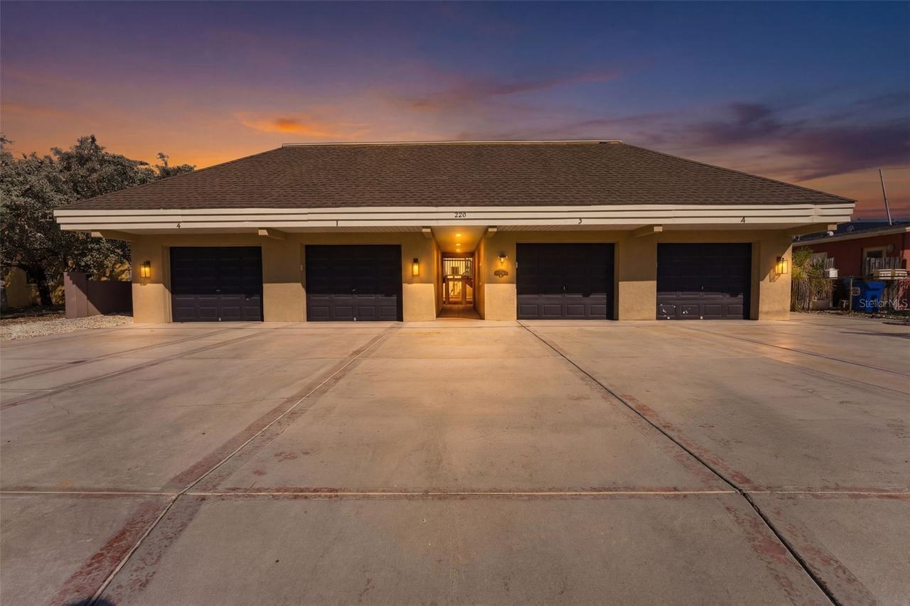 220 126th Ave. #1, Treasure Island, FL 33706