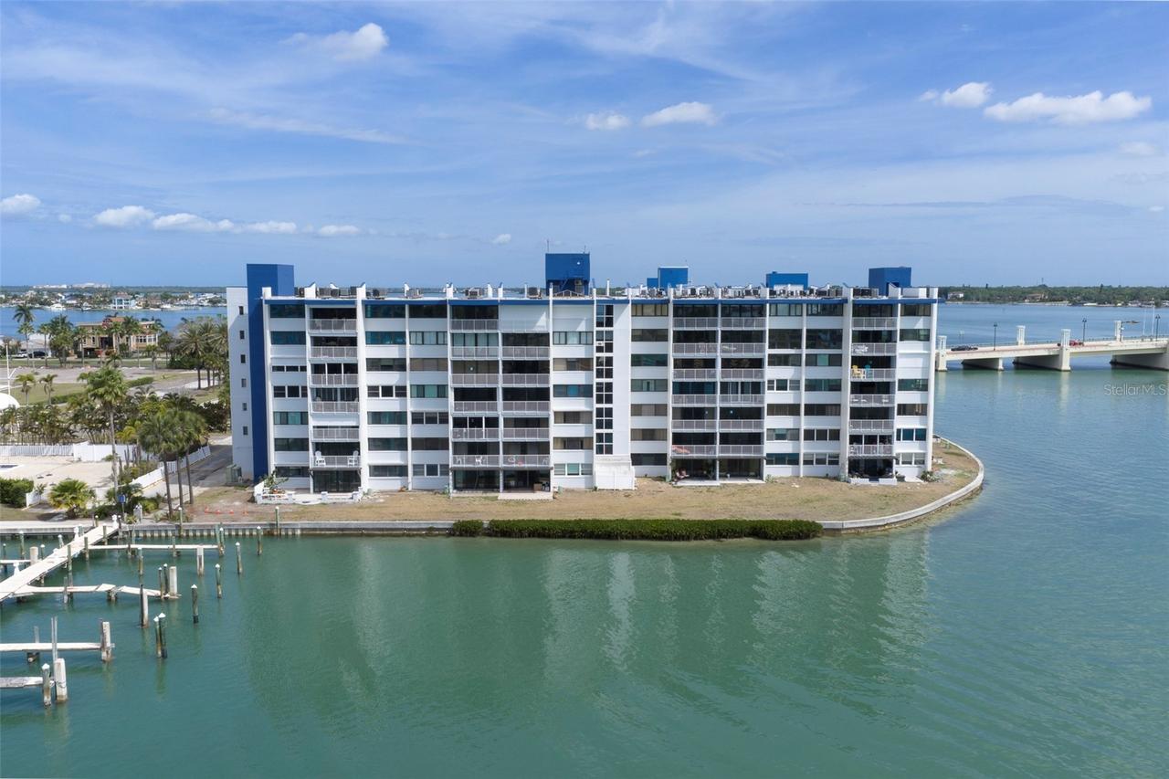 450 Treasure Island Causeway #105, Treasure Island, FL 33706