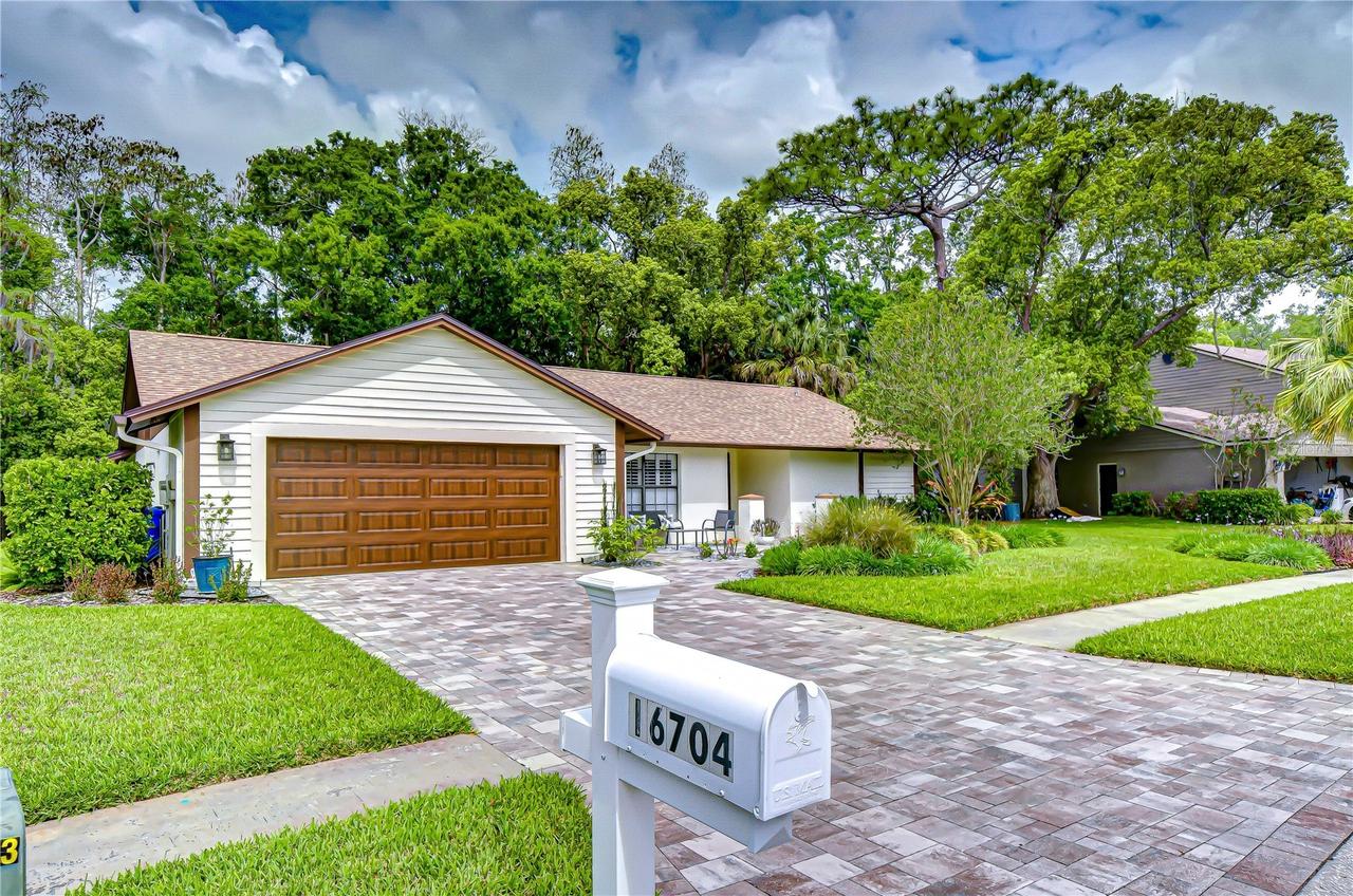16704 Vallely Dr., Tampa, FL 33618
