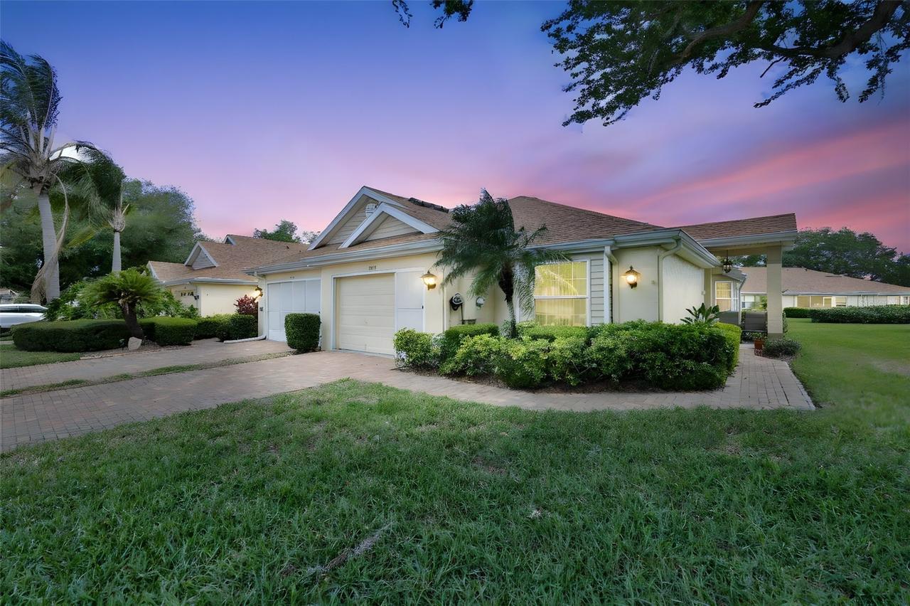 2012 Nantucket Dr. #22, Sun City Center, FL 33573