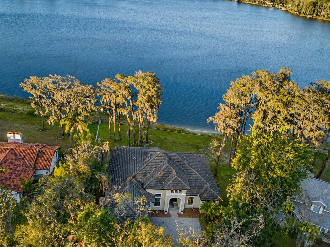 9505 Aqua Ln., Odessa, FL 33556