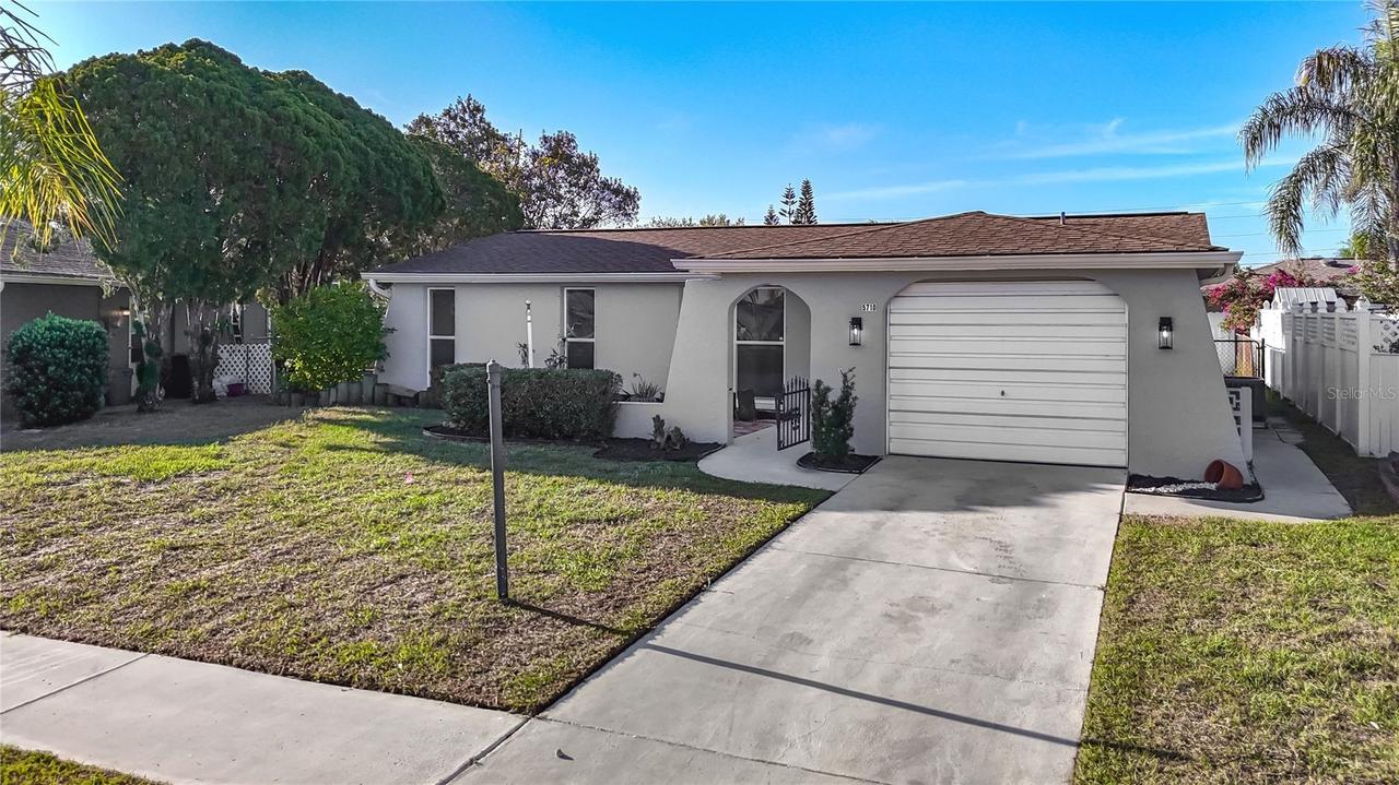 5710 Bittersweet Dr., Holiday, FL 34690