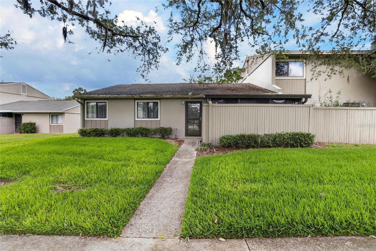 7933 Pine Dr. #37, Temple Terrace, FL 33637