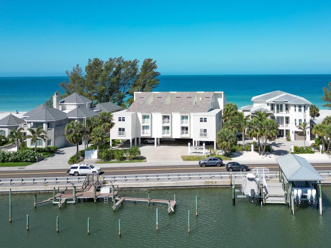 20204 Gulf Blvd. #3, Indian Shores, FL 33785
