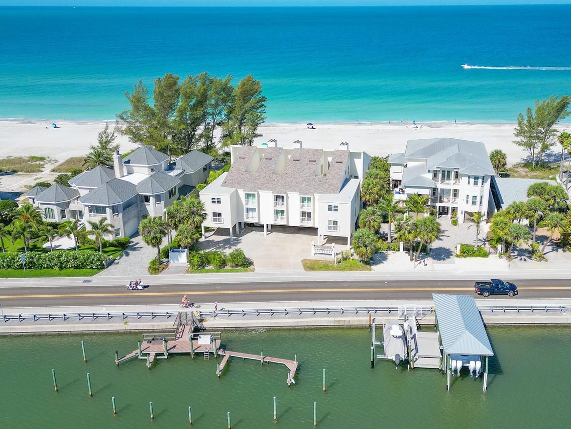 20204 Gulf Blvd. #3, Indian Shores, FL 33785