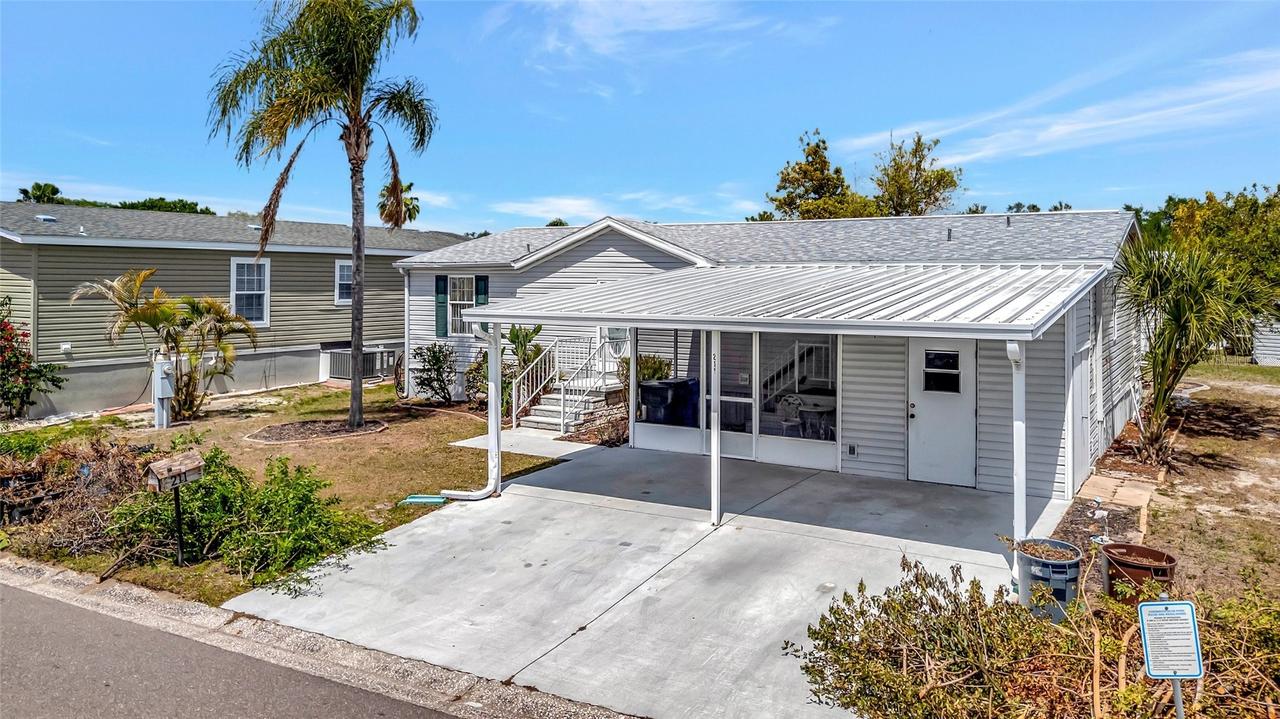 211 S Port Royal Ln. #523, Apollo Beach, FL 33572