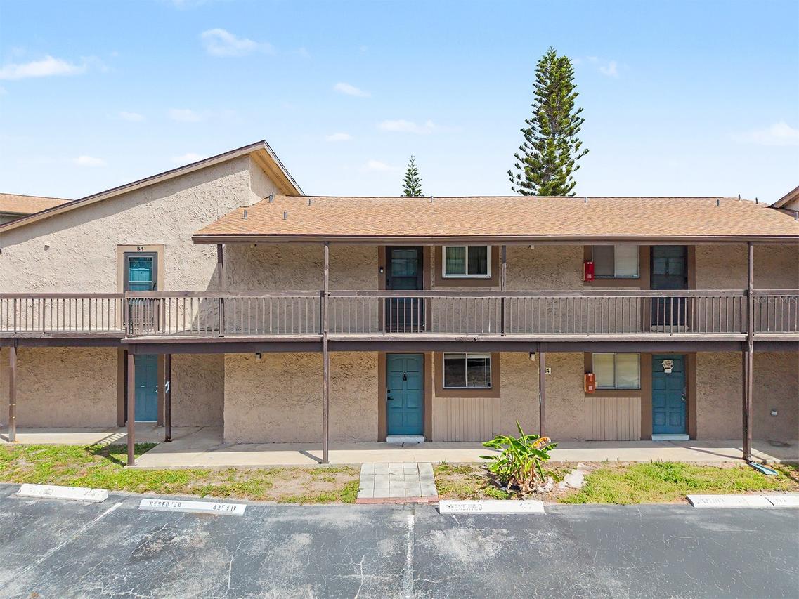 6314 Newtown Cir. #14/A2, Tampa, FL 33615