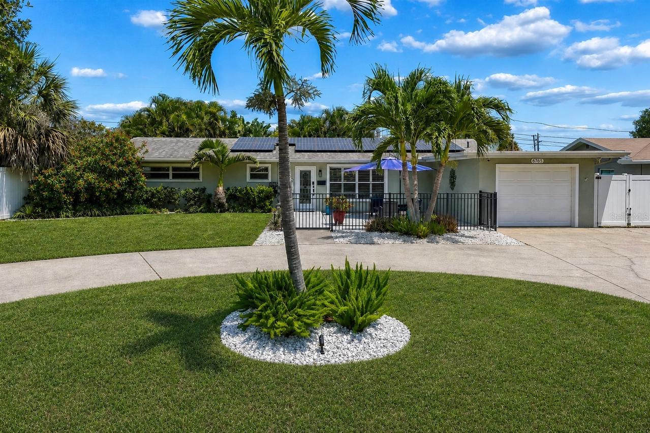 6765 11th Ave., St Petersburg, FL 33710