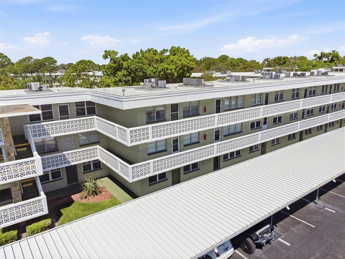 4890 Bay St. #326, St Petersburg, FL 33703