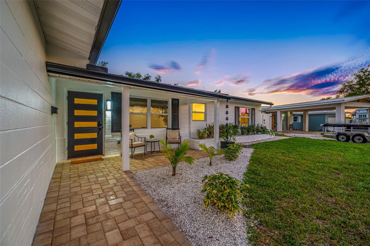 7984 1st Ave., St Petersburg, FL 33707