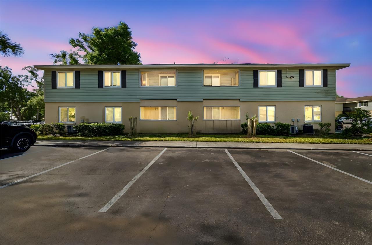 229 Red Maple Pl., Brandon, FL 33510