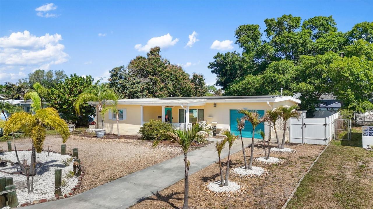 6447 17th Pl., St Petersburg, FL 33710