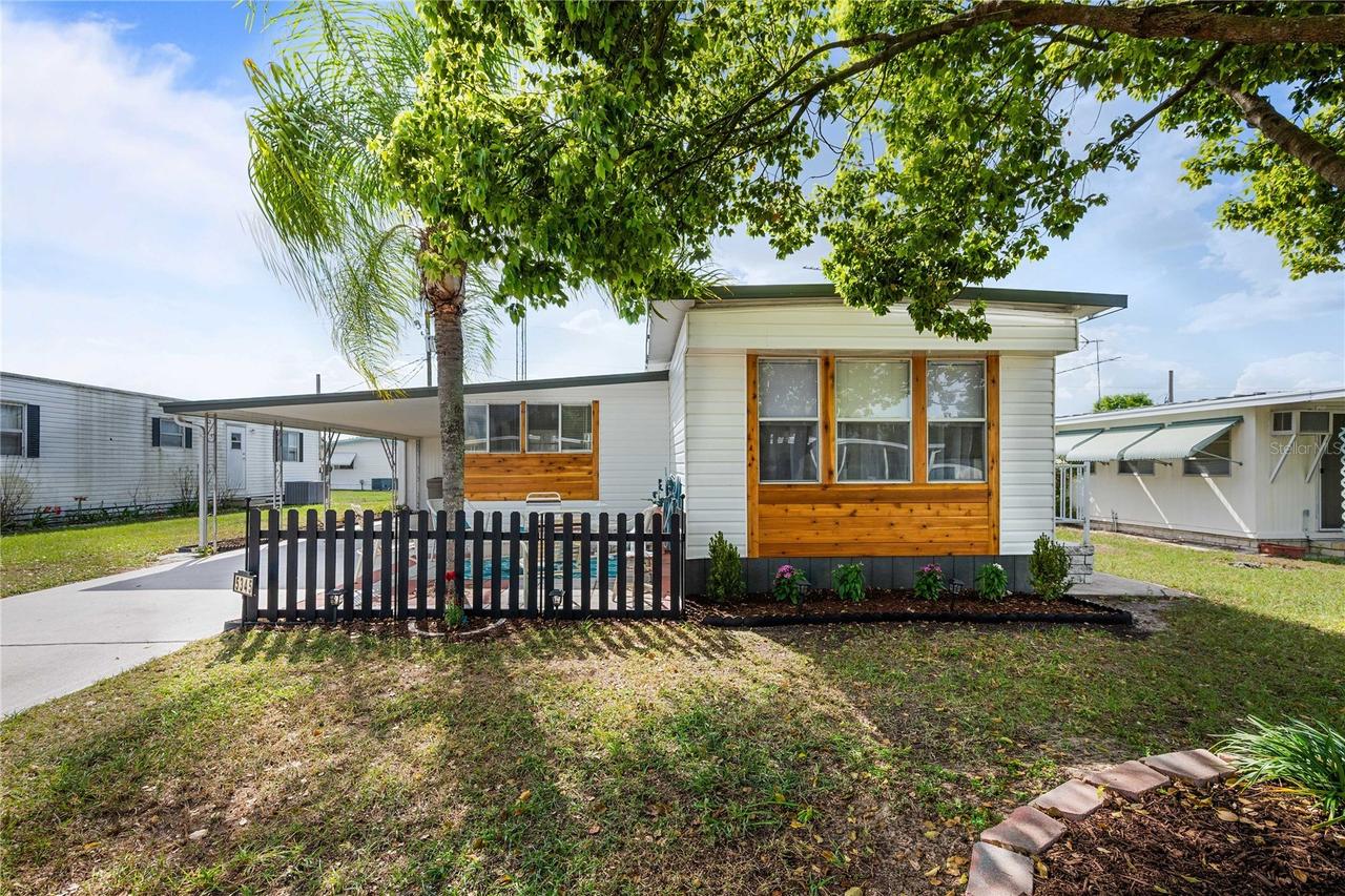 5345 Jo St., Zephyrhills, FL 33542