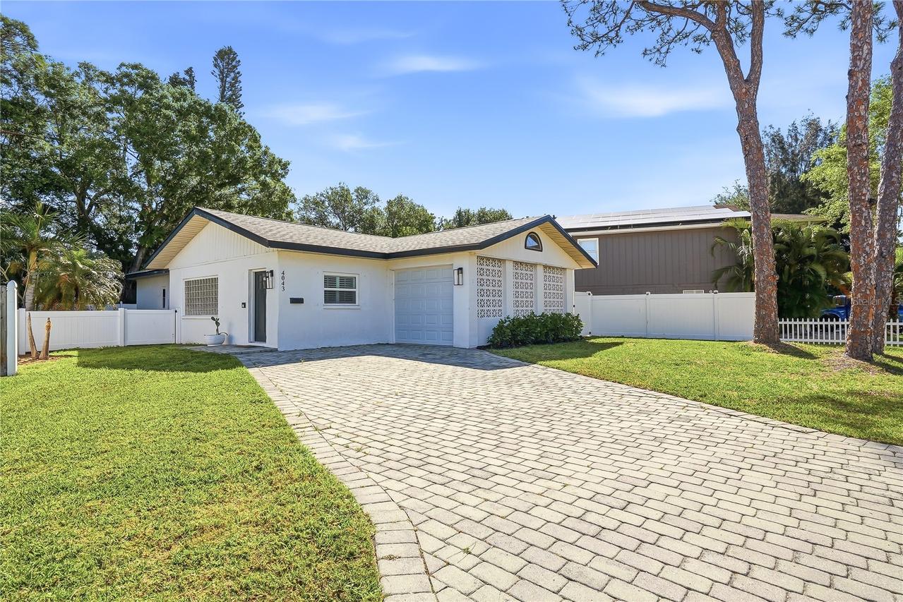 4043 Shore Acres Blvd., St Petersburg, FL 33703