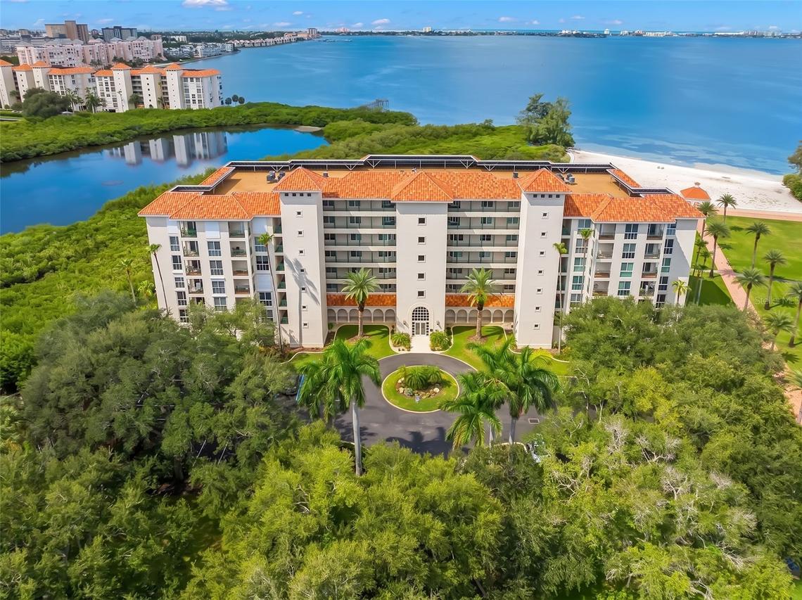 4780 Dolphin Cay Ln. #109, St Petersburg, FL 33711