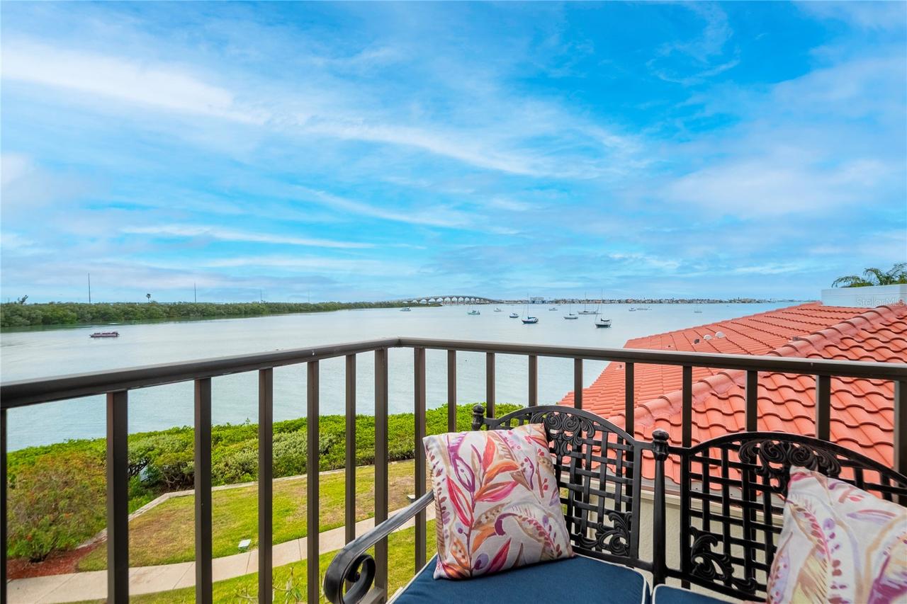 6361 Bahia Del Mar Blvd. #308, St Petersburg, FL 33715