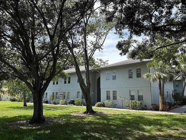 10800 Us Highway 19 #237, Pinellas Park, FL 33782