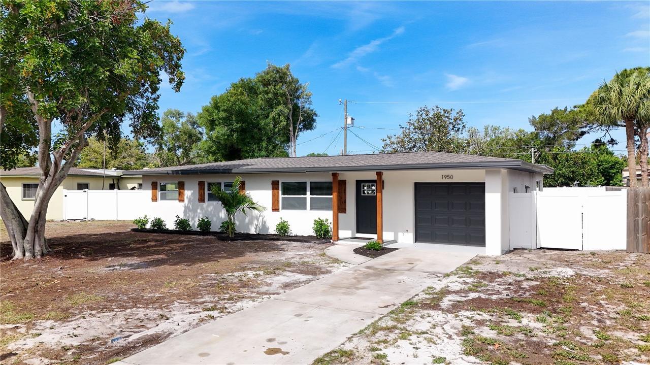 1950 75th St., St Petersburg, FL 33710