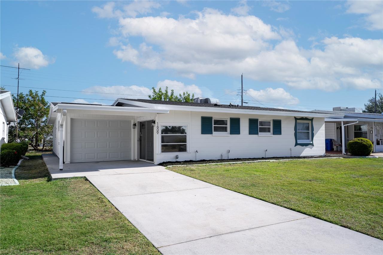 1609 Council Dr., Sun City Center, FL 33573