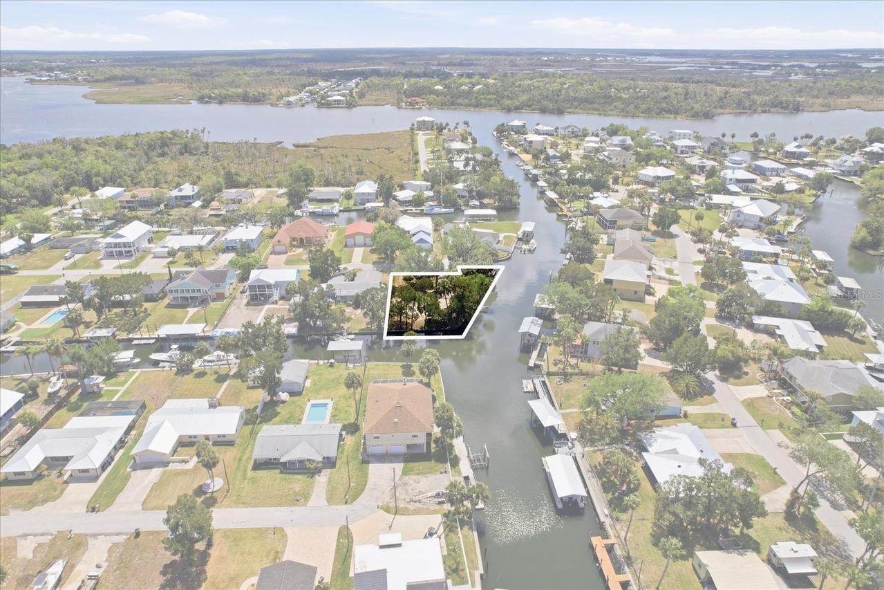 1941 NW 16th St., Crystal River, FL 34428