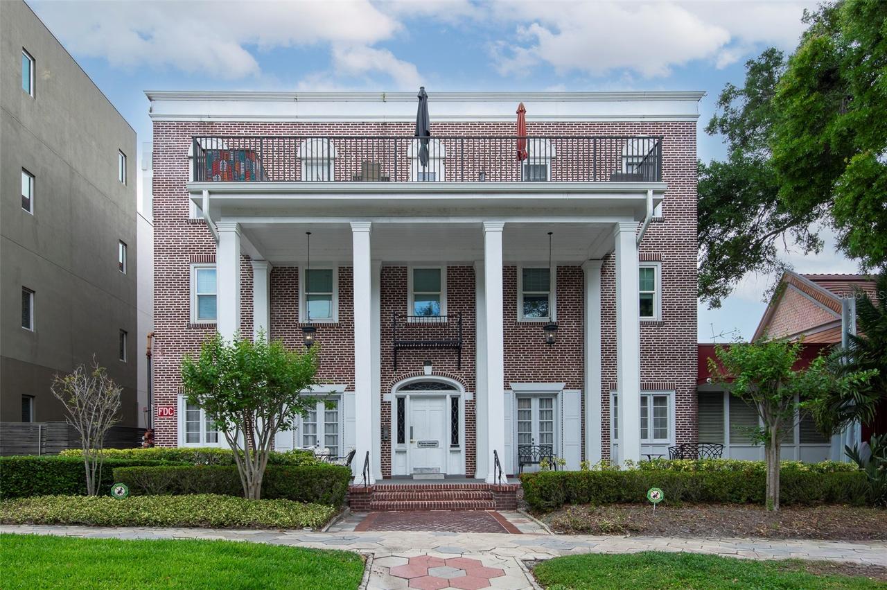 219 4th Ave. #202, St Petersburg, FL 33701