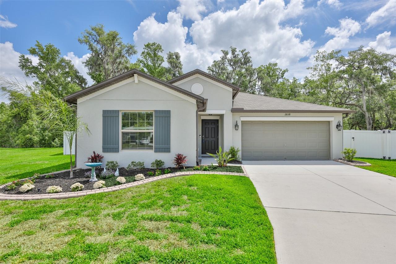 2838 Lytton Hall Dr., Zephyrhills, FL 33540