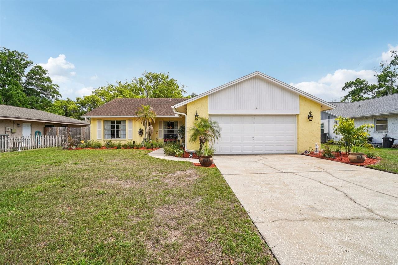 17803 Sunrise Dr., Lutz, FL 33549