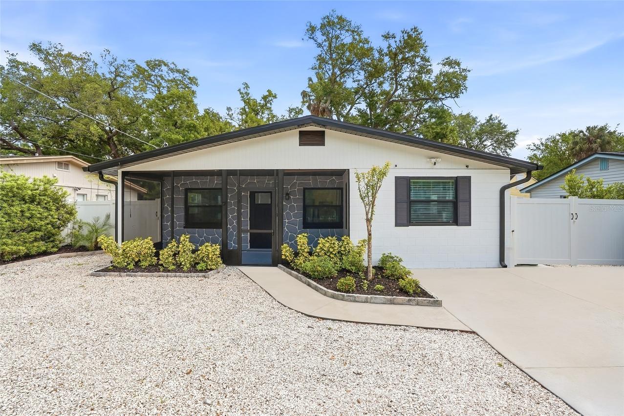 6828 S Wall St., Tampa, FL 33616