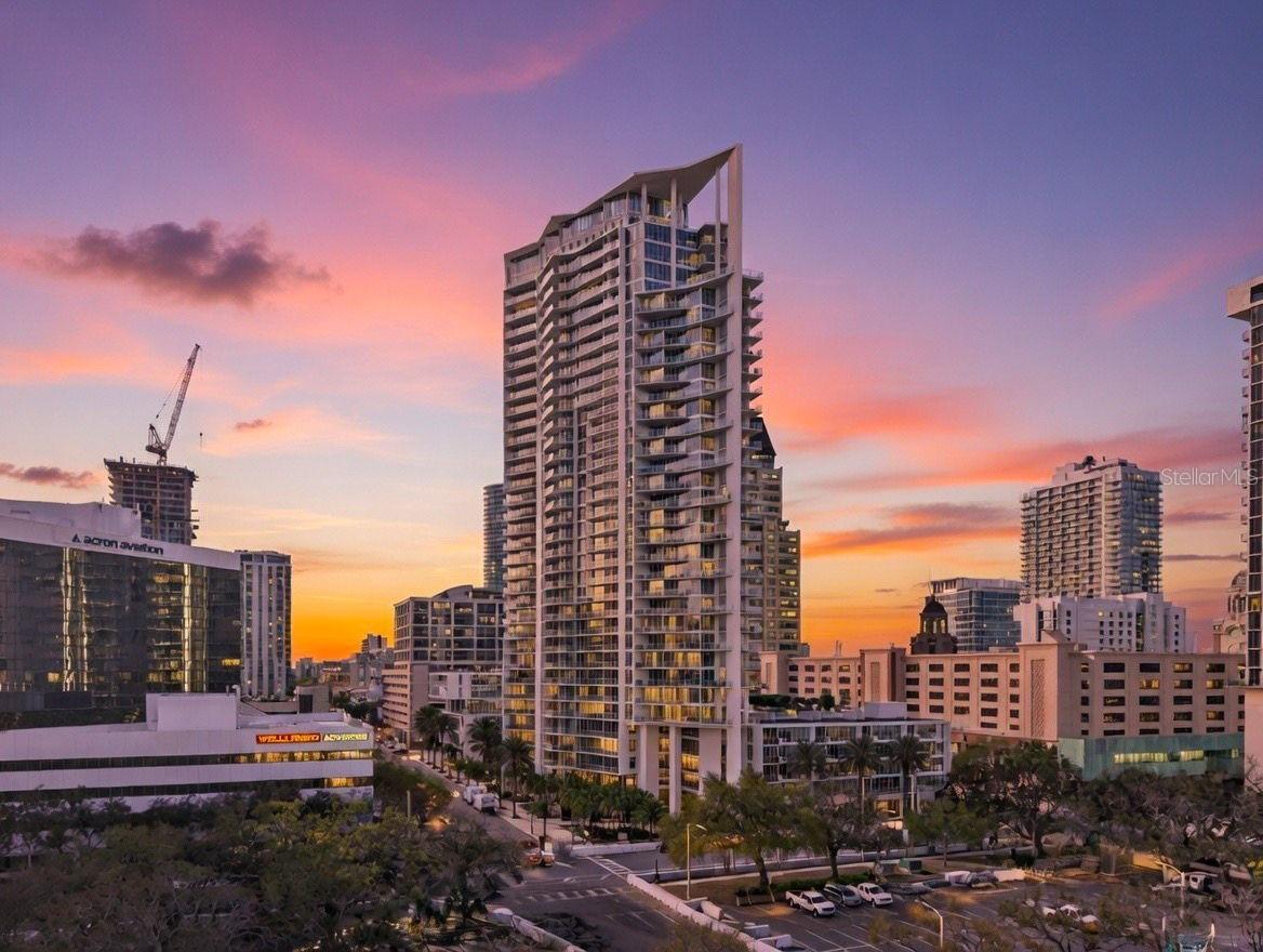 175 1st St. #3102, St Petersburg, FL 33701