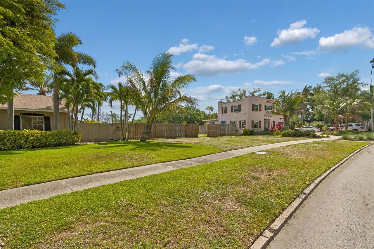 603 Casabella Dr., Bradenton, FL 34209