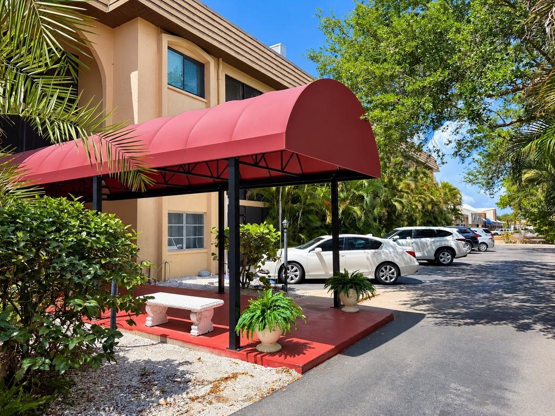 3700 S Osprey Ave. #205, Sarasota, FL 34239