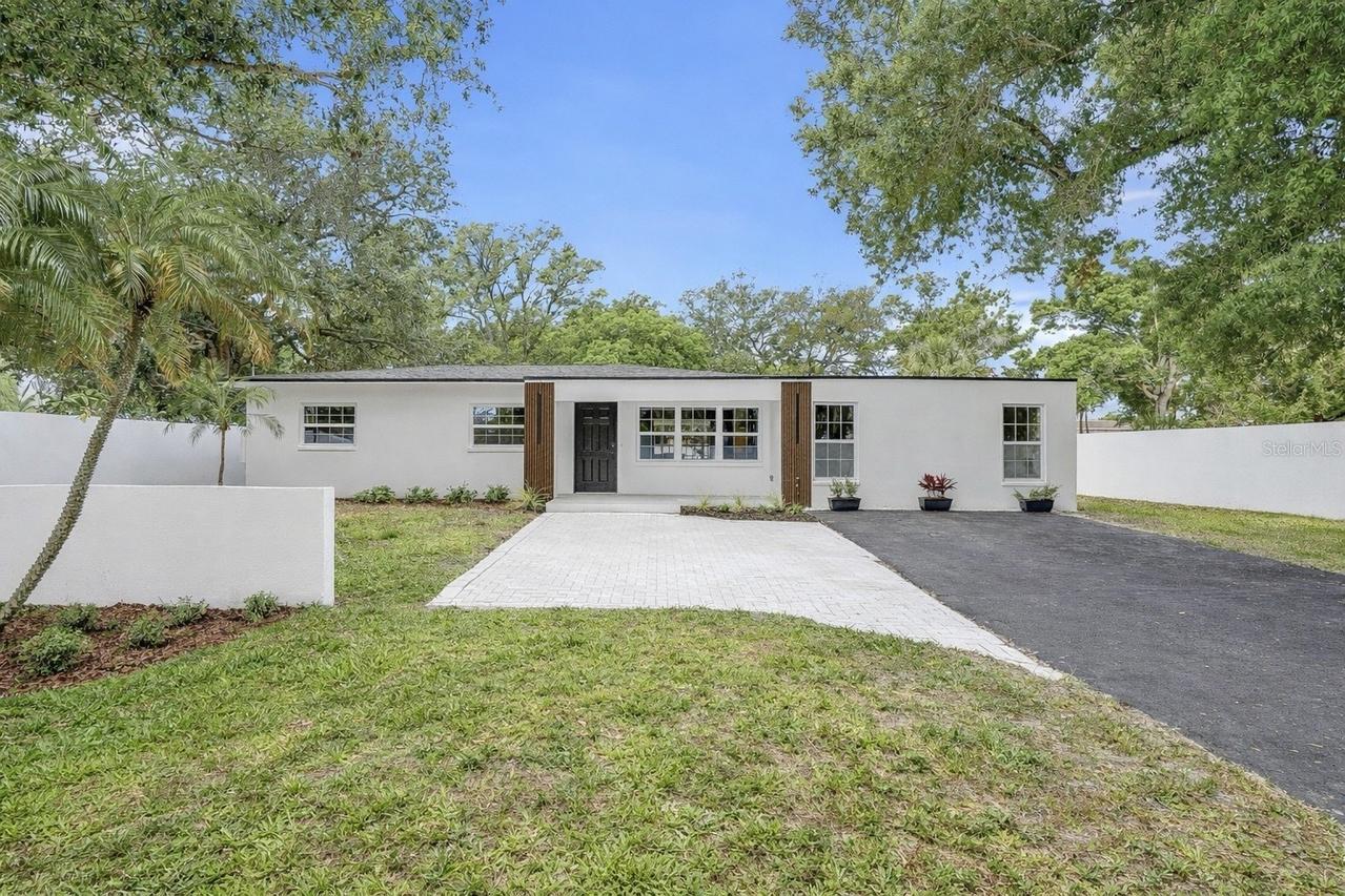 4909 S Zion St., Tampa, FL 33611